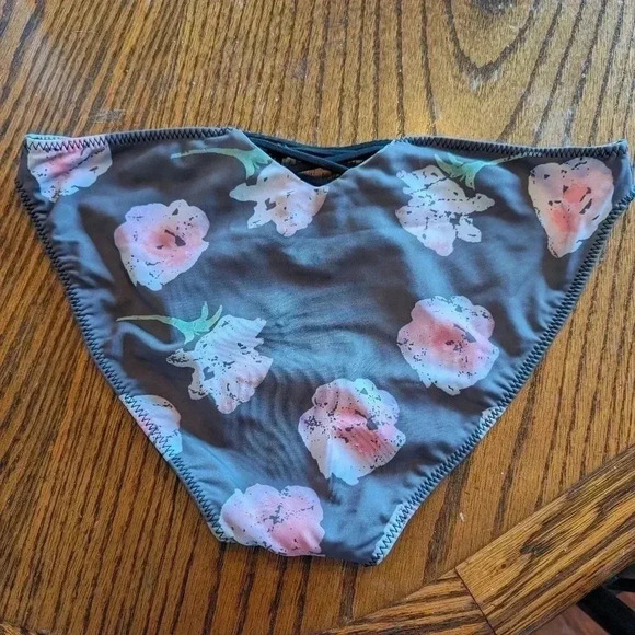 Chaser women's swim bottoms - Picture 2 of 3